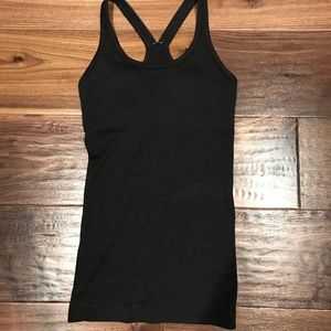 Lululemon Ebb to street tank
